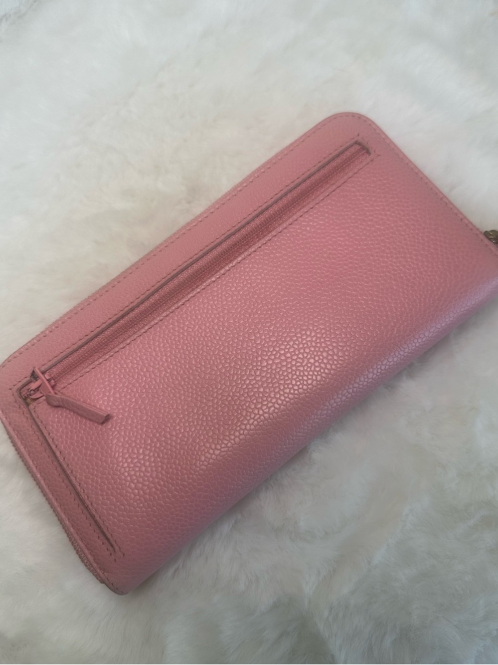 CHANEL Pink Caviar Zip-Around Wallet - Picture 4 of 14